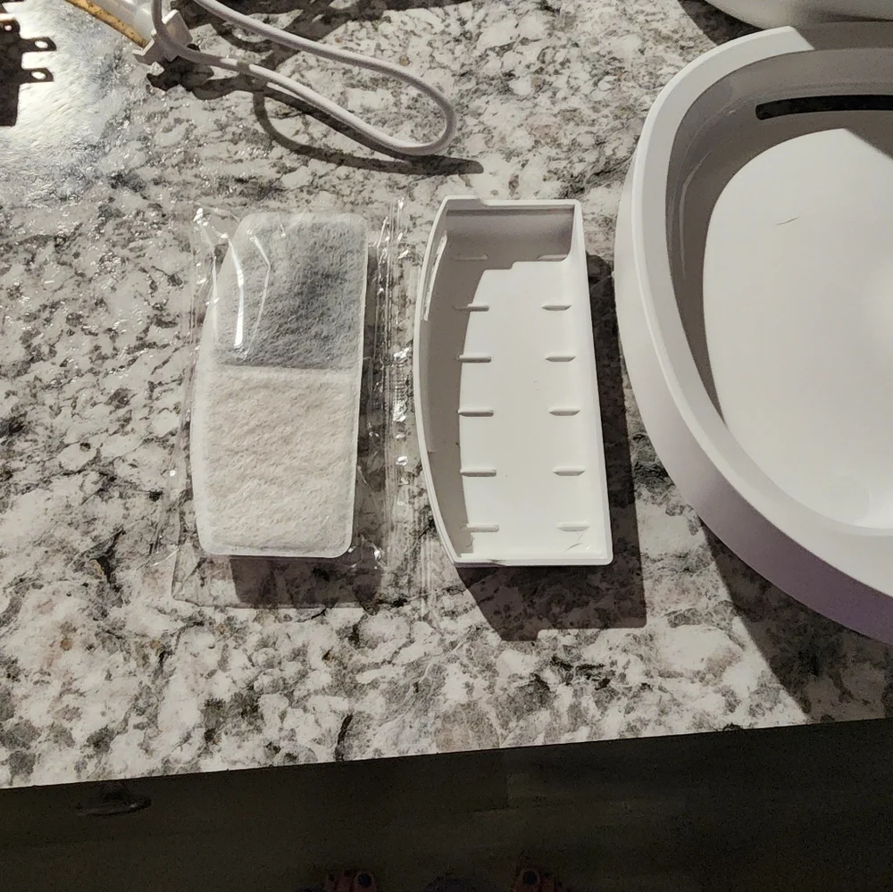 New In Box Smart Wireless Pet Water Fountain